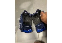 Gants Warrior CHL Occasion QR5 PRO Ou QRE10 -Équipement De Hockey gants warrior chl occasion qr5 pro ou qre10 1 1